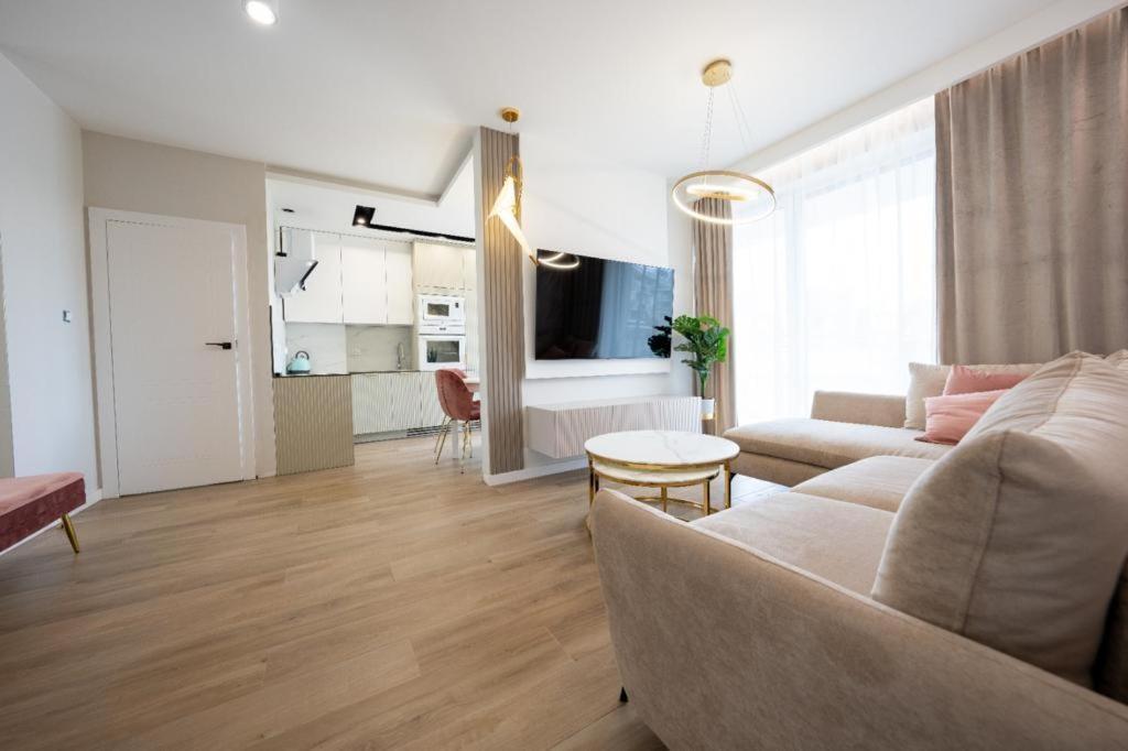 Rodzinne Apartamenty Bardzo Blisko Plazy Rewal Kültér fotó